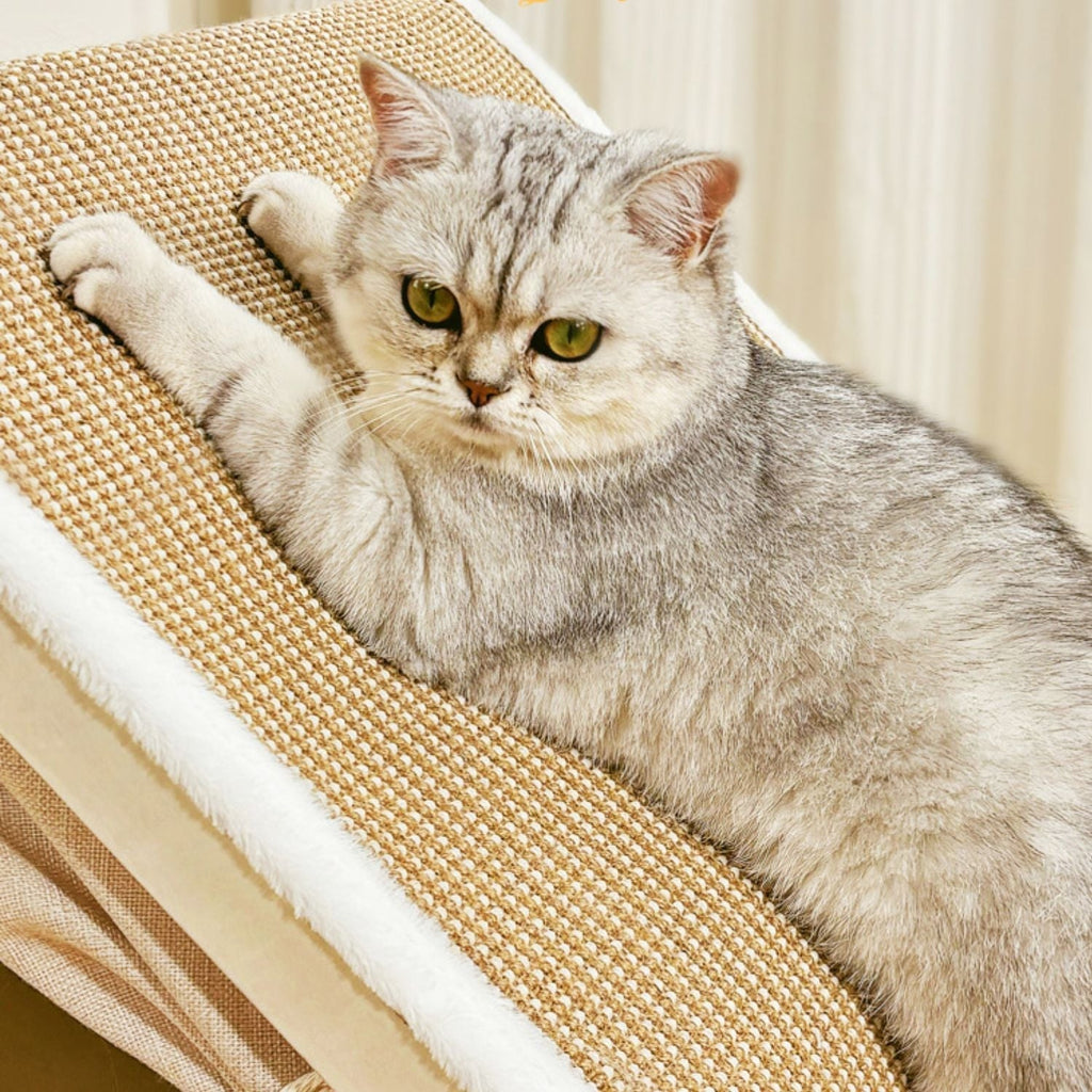 Klösmöbel katt - tältform med vävd utsida och liggkudde